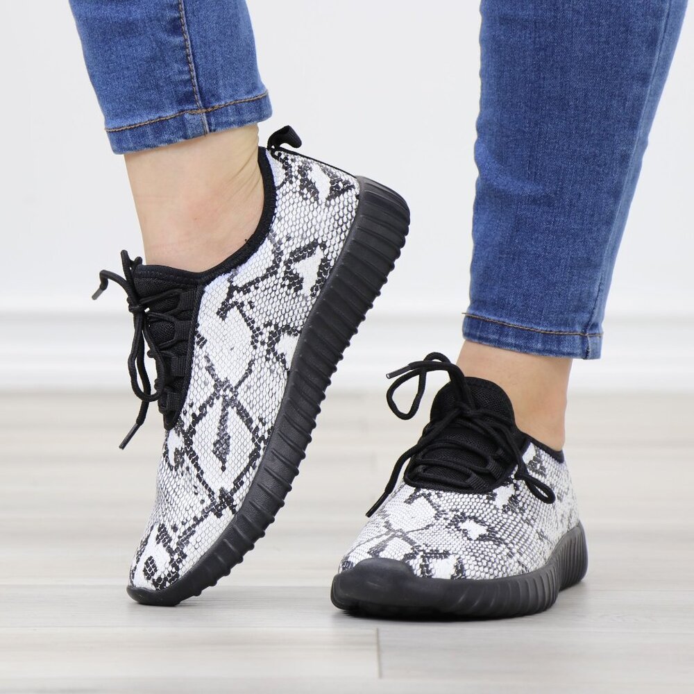 Snake Skin Print Fashion Comfort Walking Sneakers Shoes - Picture 11 of 14